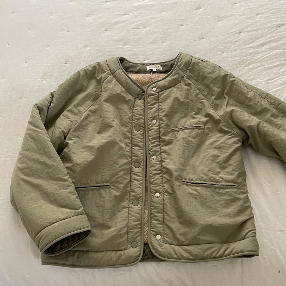 Brand new bomber jacket. Perfect for fall/ winter